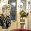Aurelius Art Gallery Hotel