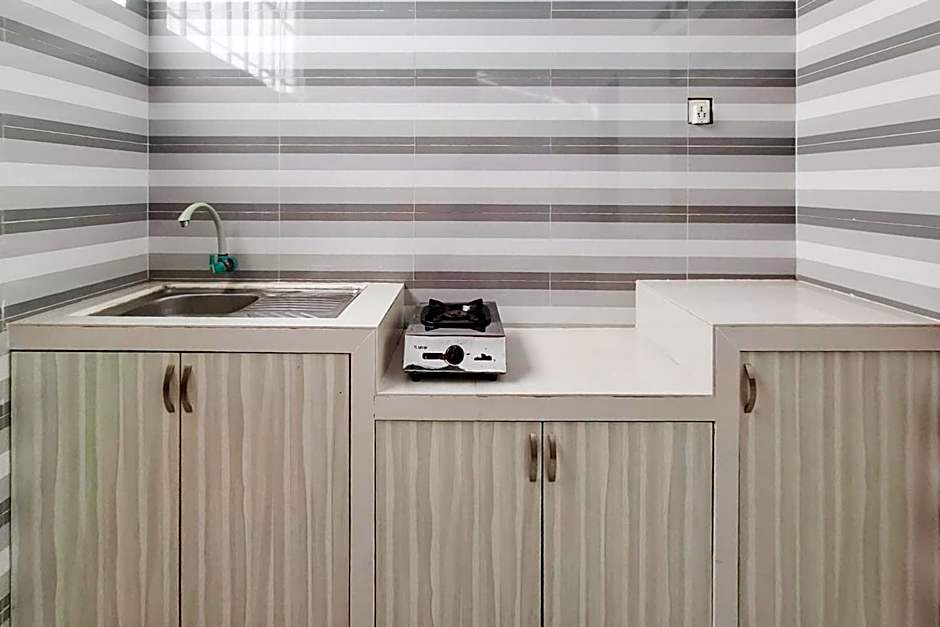 RedDoorz Syariah near Tanjung Pinang City Center