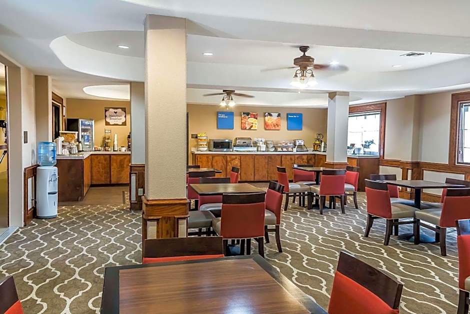 MainStay Suites Edinburg