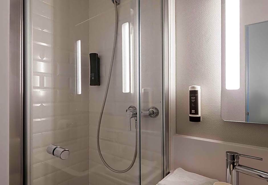 B&B HOTEL Angers 1 Beaucouze