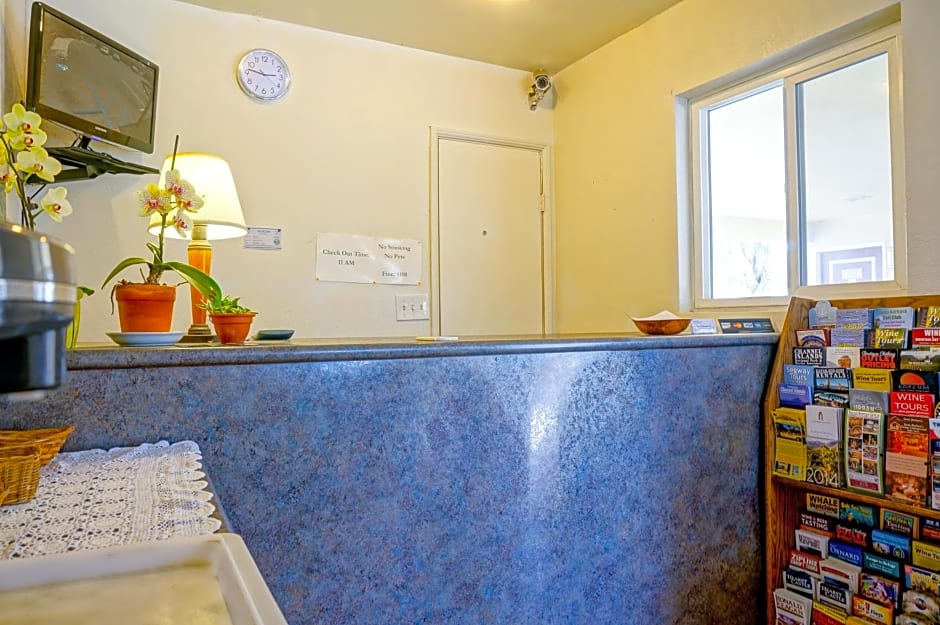 Town and Country Inn