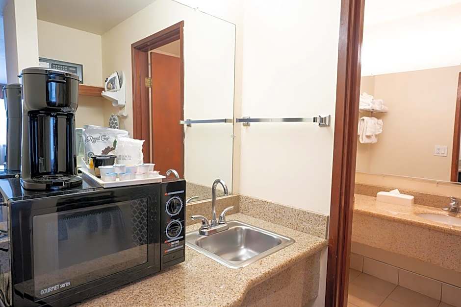 Ramada by Wyndham Tukwila Southcenter