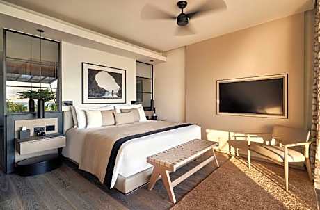 Ocean Junior Suite