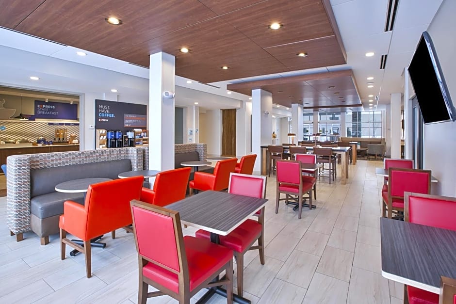 Holiday Inn Express Auburn Hills South By IHG