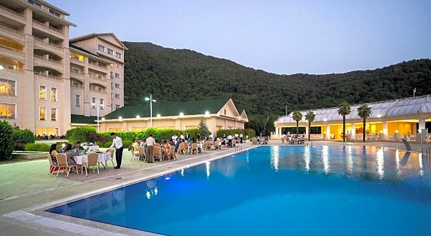 Qafqaz Riverside Hotel