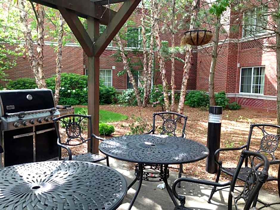 Extended Stay America Suites - Boston - Waltham - 32 4th Ave.