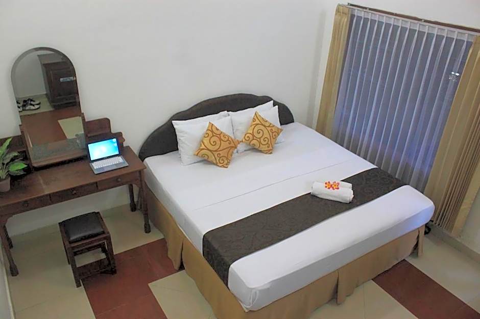 Hotel O Ratu