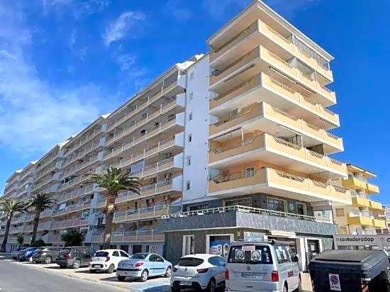 Apartamentos Penismar I y II 3000