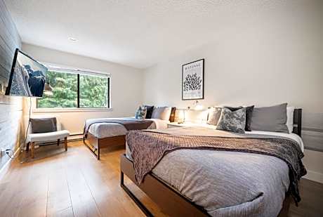 One-Bedroom Apartment with Balcony