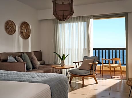Lifestyle Suite with Sea View