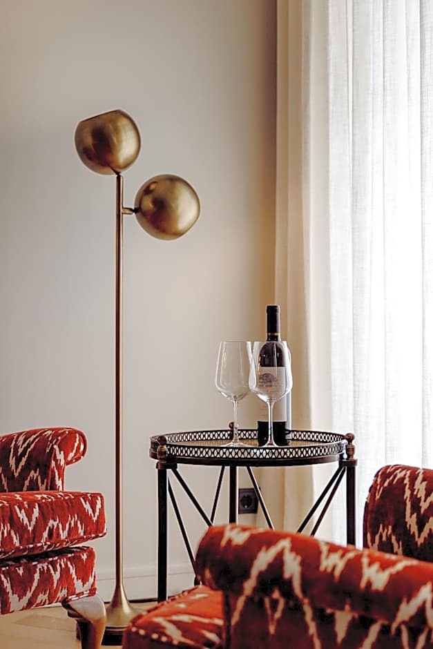 Portie Deluxe Suites by DA'HOME