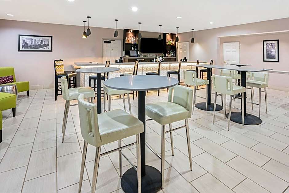 Staybridge Suites Spring - Woodlands Area