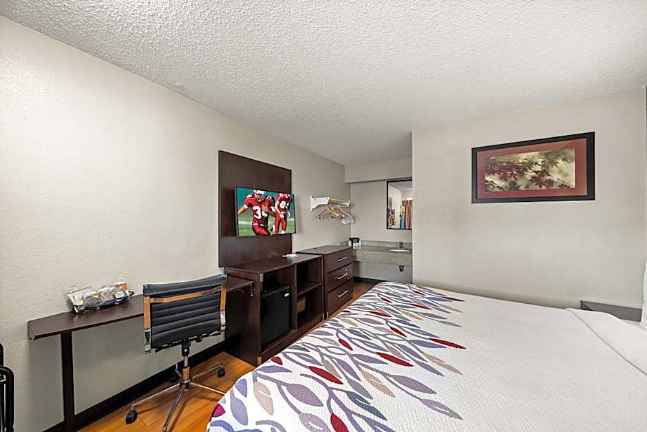 Red Roof Inn Dallas - DFW Airport North