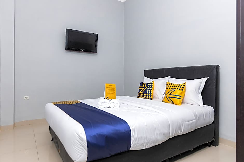 SPOT ON 2433 Pondok Akuanna