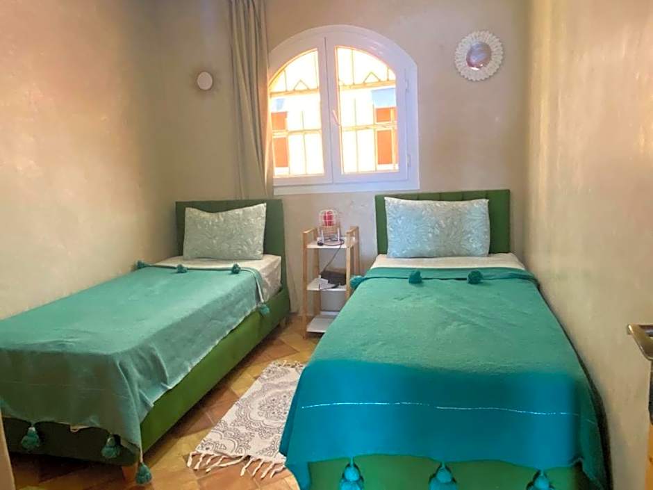 Dar diafa samira surf