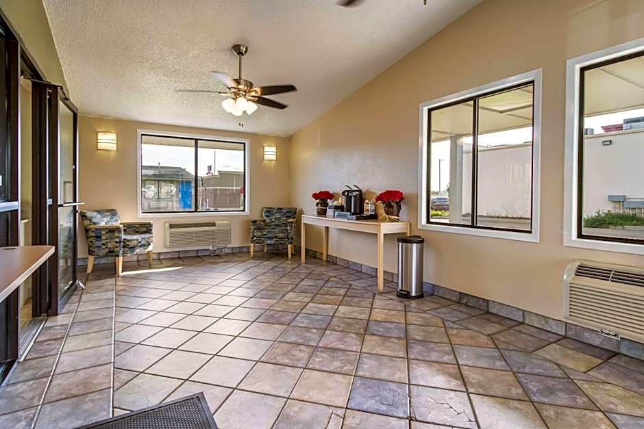 Rodeway Inn Near Hall of Fame