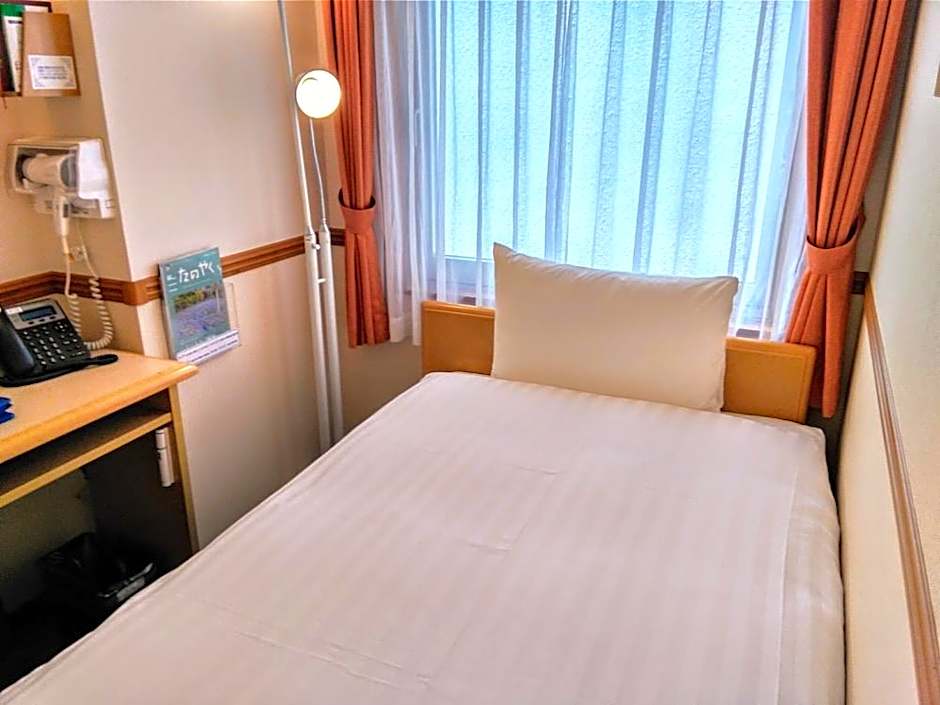 Toyoko Inn Shin-Osaka Chuo-Guchi Shinkan