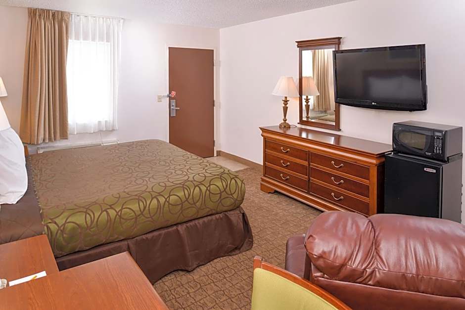 Briarwood Inn Of Geneva