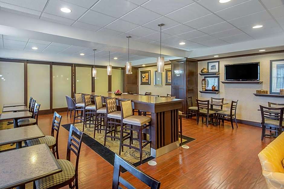 Hampton Inn By Hilton Meadville