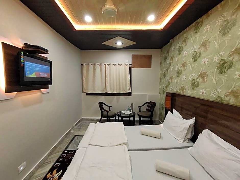 Shivratri Guest House Hotels – Varanasi, VA