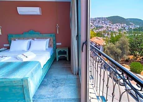 1 Double Bed or 2 Beds, Sea View