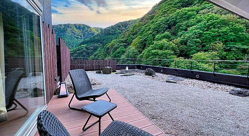 Yuze Hotel