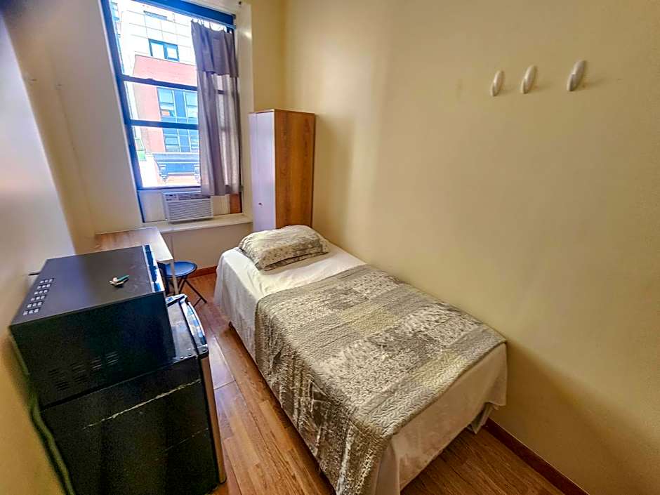 West 30th Street Guest House