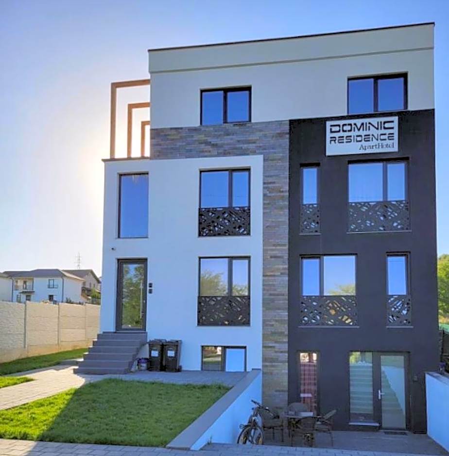 ApartHotel Dominic Residence