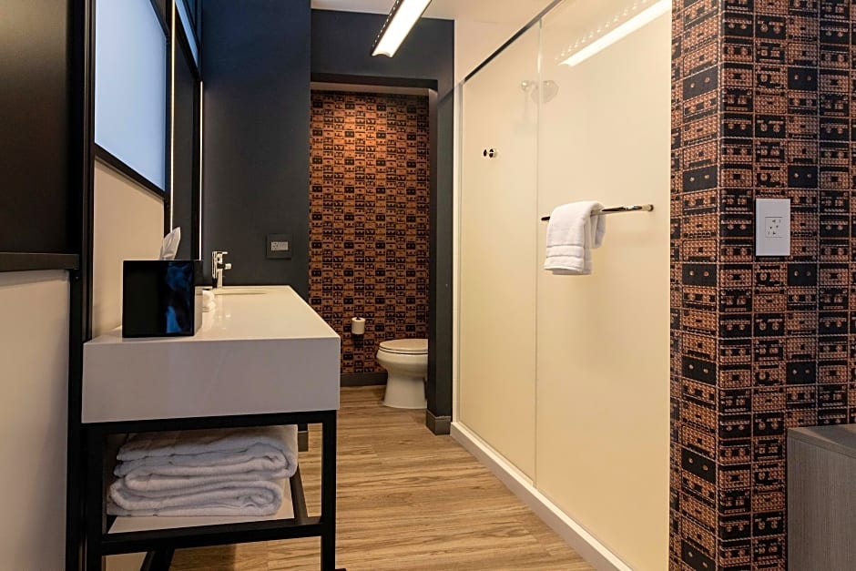 Aloft St. Louis Cortex, a Marriott Hotel