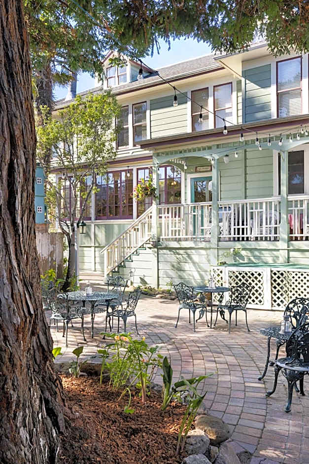 Centrella Hotel, a Kirkwood Collection Hotel