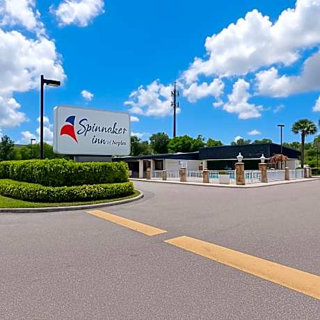 Spinnaker Inn of Naples