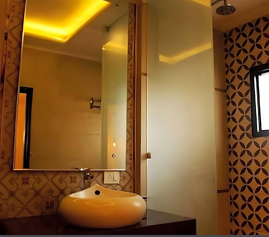 Hotel Himalaya Haridwar @ Har Ki Pauri Road