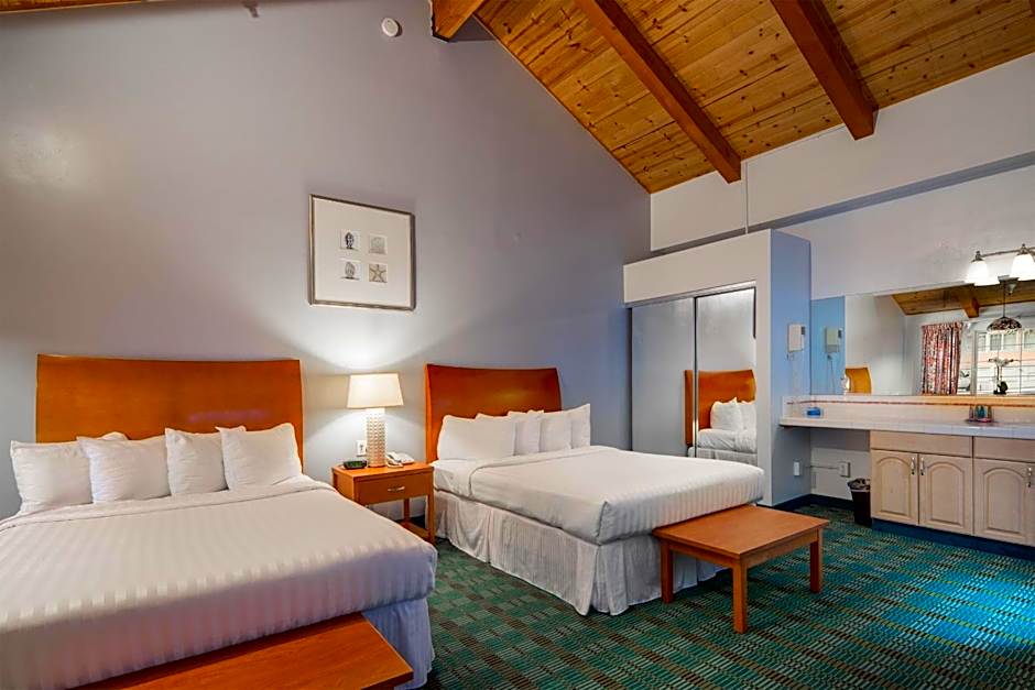 Butterfly Grove Inn