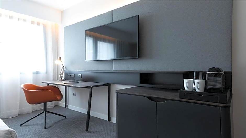 Holiday Inn Dijon Sud Longvic By IHG