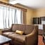 Comfort Inn & Suites LaGuardia Airport