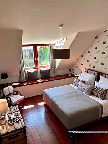 King Room with Garden View