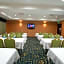 Holiday Inn Express Hotel And Suites Morrilton By IHG