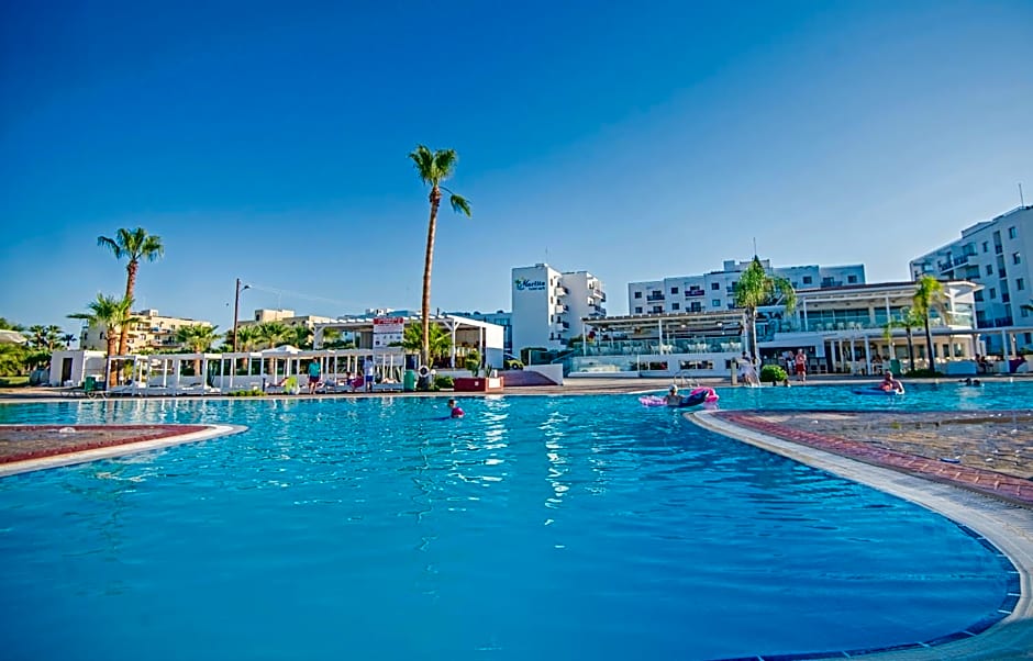 Marlita Beach Hotel Apartments