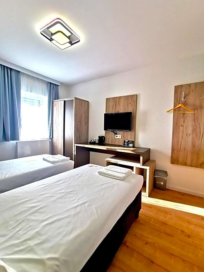 Home Inn Hotel