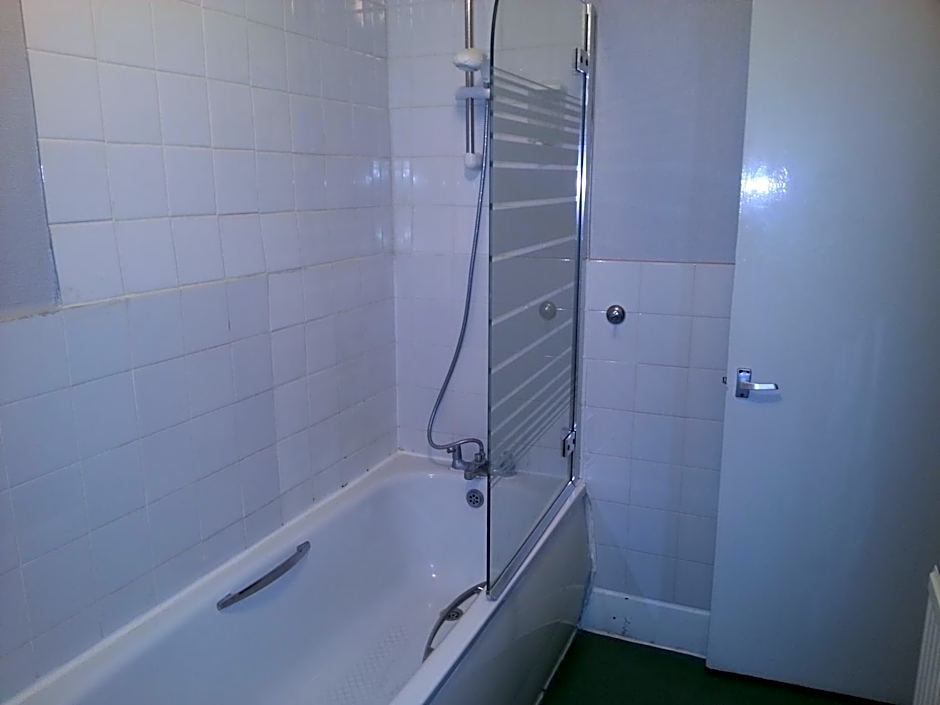 Tree Hotel at Iffley