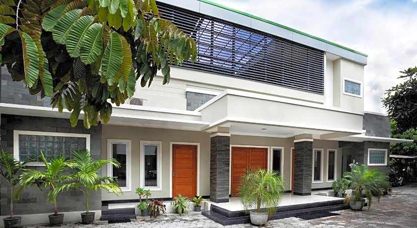 Hotel Syariah Arini Solo