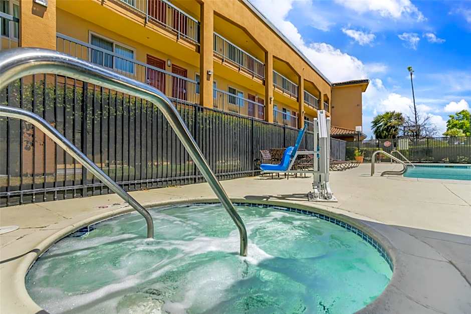 Best Western Plus Pleasanton Inn