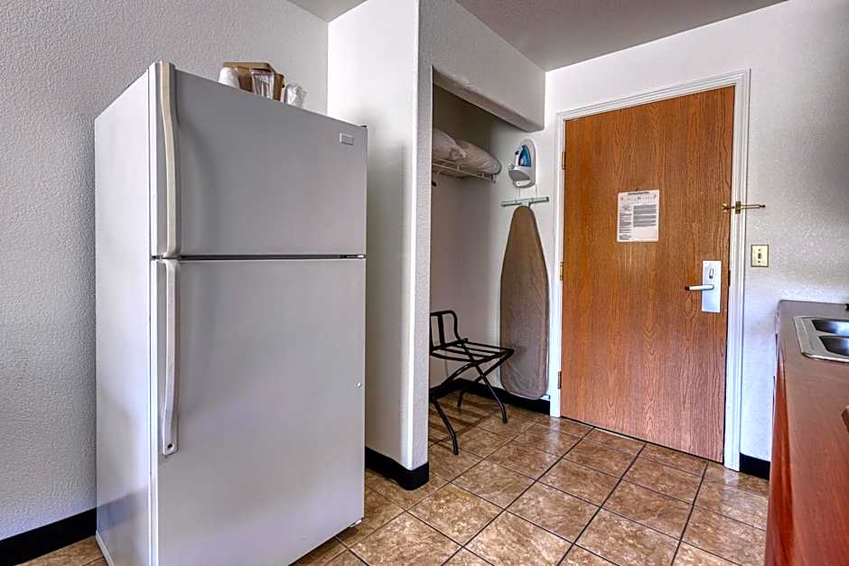 All Towne Suites