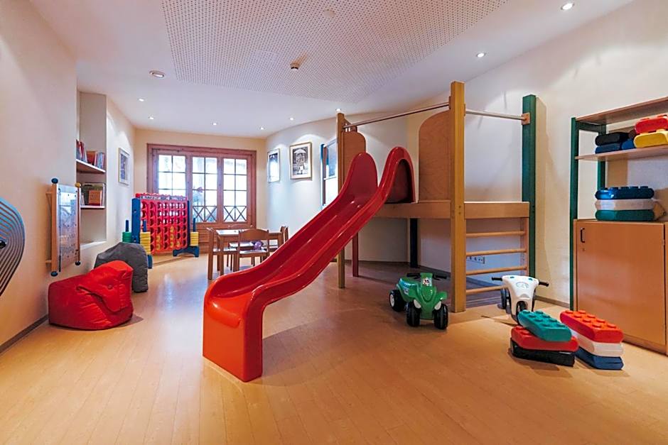 Superior Hotel Schneider Ski-in & Ski-out