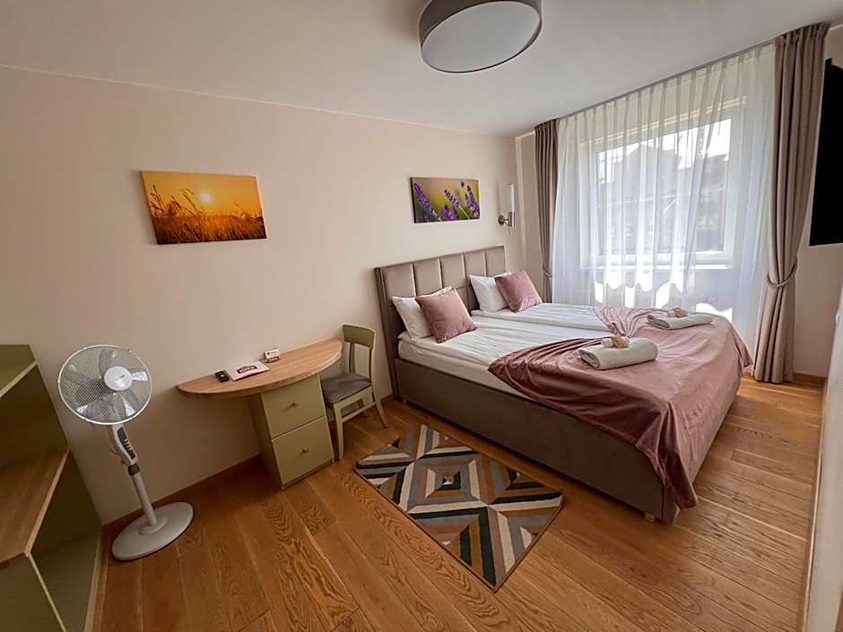 1912 Bed & Breakfast