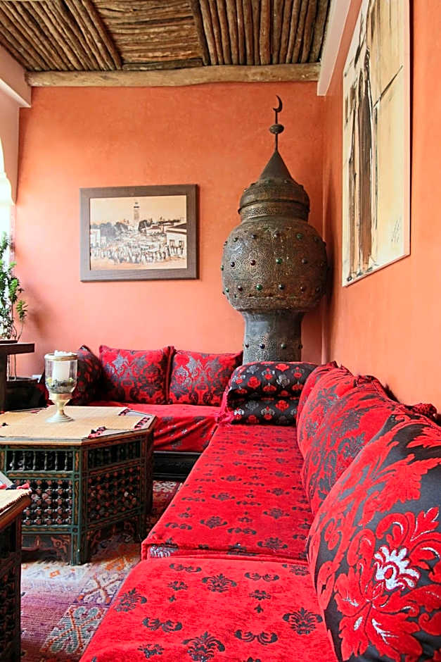 RIAD MAKENE MOUCHKILL