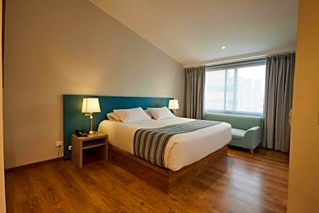Junior Suite with King Bed