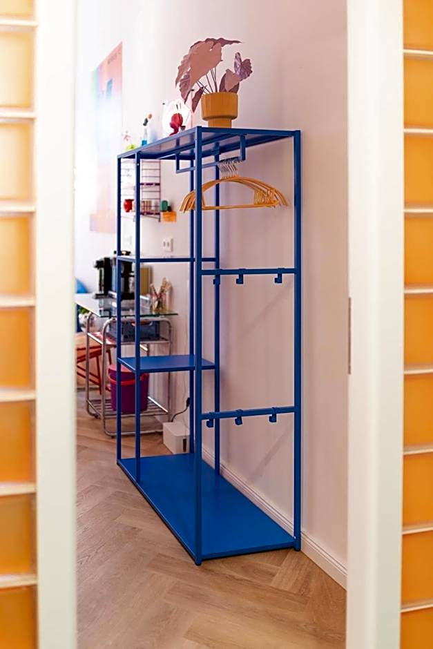 RetroPop Design Apartment , Designerzimmer für je 2 Personen, Top Lage, WIFI