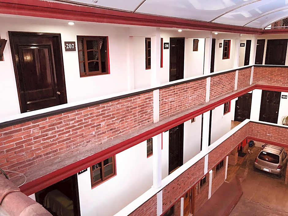 HOTEL LA GRAN MANZANA