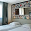Brit Hotel Nantes La Beaujoire - L'Amandine